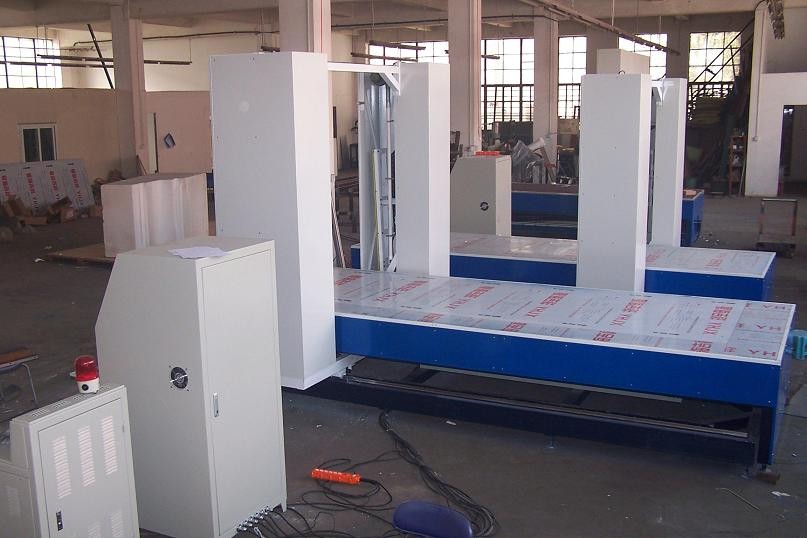 High Efficiency EPS Cutting Machine Hot Wire , 2D Panel Production Line