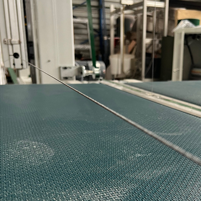 DT 엄밀한 PU CNC 거품 절단기 이중 빠른 철사 잎 2.0mm 3kW*2pcs
