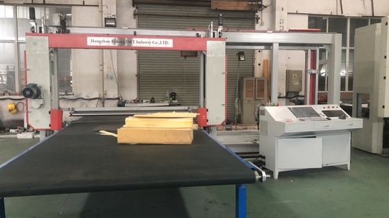 기계 거품 PU 진동식 날 자동장치 6 kw를 줄이는 CNC 수평식 스펀지