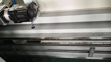 회귀 칼을 가진 수직 Cnc 유액 폴리우레탄 거품 기계